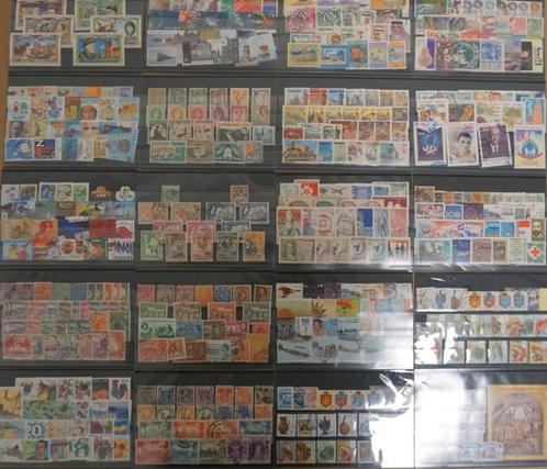 LOT VERZAMELING POSTZEGELS VAN RUIM IN 150 KLEINE KAARTJE, Postzegels en Munten, Postzegels | Volle albums en Verzamelingen, Ophalen of Verzenden