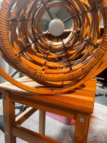 Hanglamp gevlochten rotan beschikbaar voor biedingen