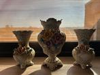 retro/oude vazen 3X Italiaanse Capodimonte porselein Bassano, Antiek en Kunst, Antiek | Vazen, Ophalen