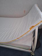 Zo goed als nieuw matras en topper compleet met ombouw, Huis en Inrichting, Ophalen, 90 cm, Eenpersoons, Zo goed als nieuw