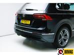 Volkswagen Tiguan 1.5 TSI R-Line 150 PK | Virtual cockpit |, Voorwielaandrijving, Stof, 4 cilinders, Zwart