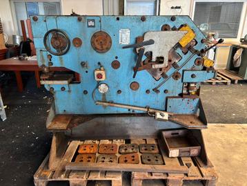 Metaal Stansmachine beschikbaar voor biedingen