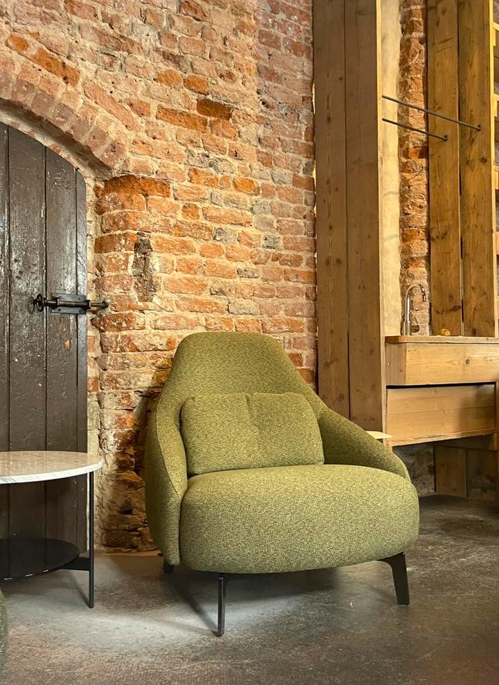 Leolux Jill met lendenkussen NIEUW, Huis en Inrichting, Fauteuils, Nieuw, Stof, 75 tot 100 cm, Ophalen