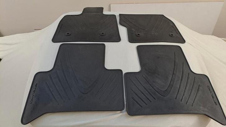 rubber matten set alfa stelvio, Auto-onderdelen, Interieur en Bekleding, Alfa Romeo, Gebruikt, Ophalen