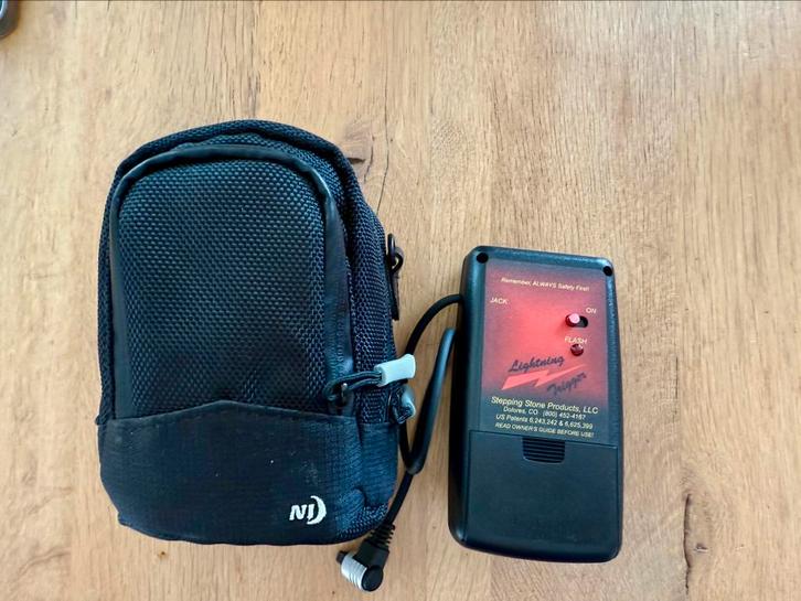 Bliksem/lightning trigger voor fotocamera, Audio, Tv en Foto, Fotocamera's Digitaal, Zo goed als nieuw, Overige Merken, Geen optische zoom