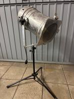 Oude Theaterlamp met Statief, Huis en Inrichting, Lampen | Vloerlampen, Ophalen of Verzenden, Gebruikt, Metaal, Minder dan 100 cm