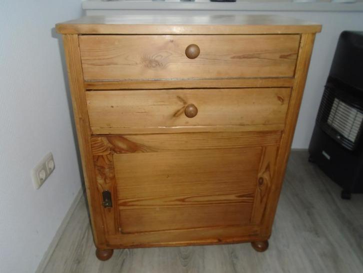 antiek grenen kastje, Antiek en Kunst, Antiek | Meubels | Kasten, Ophalen