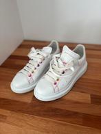 Alexander mcqueen schoenen 41 nieuwstaat, Ophalen of Verzenden, Zo goed als nieuw, Wit, Sneakers of Gympen