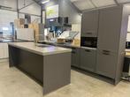 Keuken met inductiefornuis en spoeleiland !! Volop keus keuk, Huis en Inrichting, Keuken | Keukenelementen, Ophalen, Gebruikt