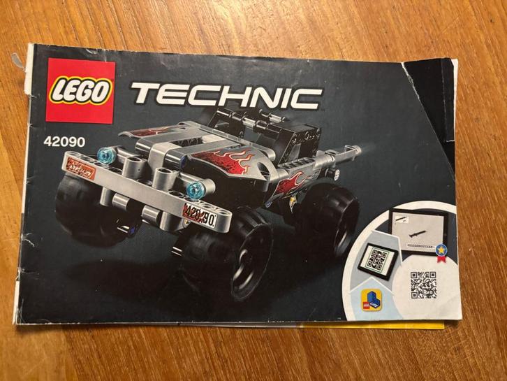 Lego Technic 42090 Vluchtwagen, Kinderen en Baby's, Speelgoed | Duplo en Lego, Zo goed als nieuw, Ophalen