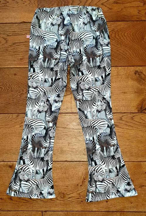 Zebra flared broek maat l22/128 nieuw, Kinderen en Baby's, Kinderkleding | Maat 134, Nieuw, Meisje, Broek, Ophalen of Verzenden