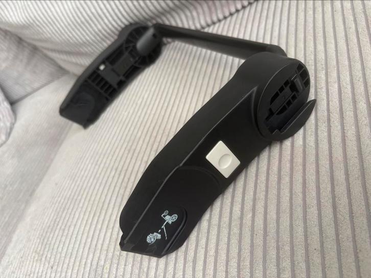 Nuna Adapter – Voor Joolz Kinderwagen naar Nuna Autostoel, Kinderen en Baby's, Autostoeltjes, Zo goed als nieuw, Overige merken