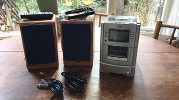 JVC stereo set met cd, cassette en tuner (Model UX-T55) beschikbaar voor biedingen