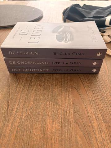 Stella Gray Convenience Trilogie - Nieuw! beschikbaar voor biedingen