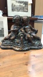 Antiek beeld/sculptuur van 2 kleine kinderen., Ophalen of Verzenden, Zo goed als nieuw, Mens