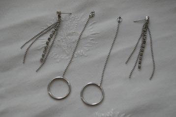 Lange oorbellen  beschikbaar voor biedingen