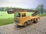 Mercedes Benz LP 1317 Wiking 64h Hoogwerker uitgave uit 1972, Hobby en Vrije tijd, Modelauto's | 1:87, Ophalen of Verzenden, Gebruikt
