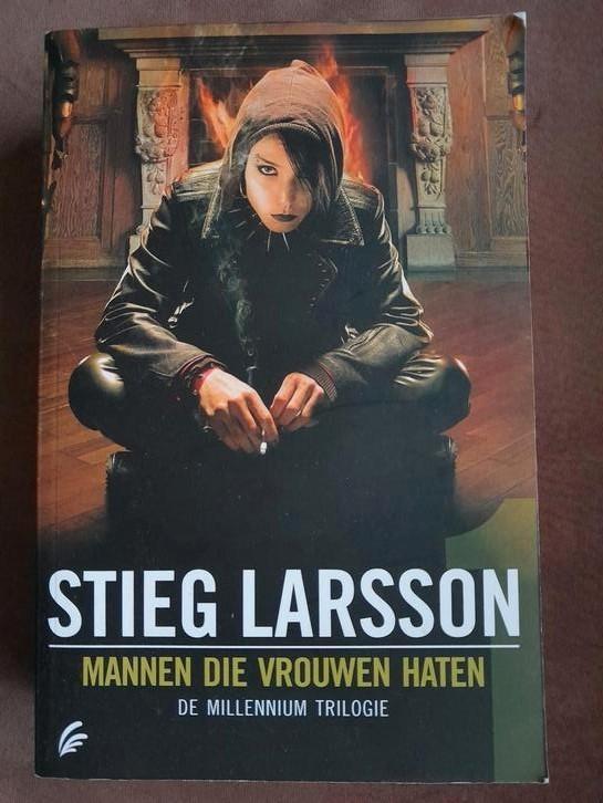 Stieg Larsson - Mannen die vrouwen haten, Boeken, Thrillers, Gelezen, Ophalen of Verzenden