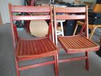 Klapstoel rood hout vintage (2x) - zeer nette staat, Huis en Inrichting, Stoelen, Ophalen, Twee, Zo goed als nieuw, Rood
