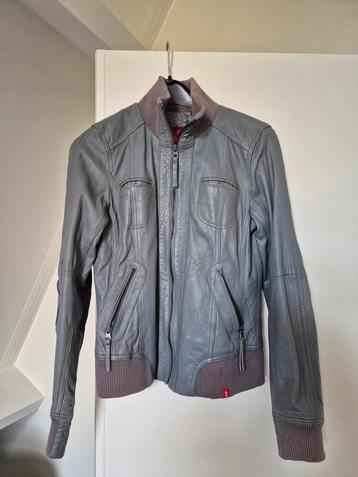 Grijs lederen jack Esprit  beschikbaar voor biedingen