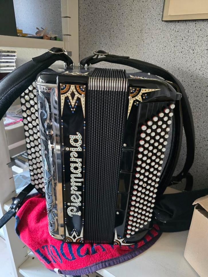 Nette PierMaria knopaccordeon - Weinig gebruikt, Muziek en Instrumenten, Accordeons, Zo goed als nieuw, Knopaccordeon, Overige merken