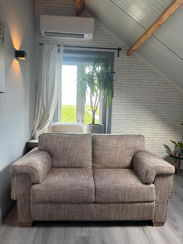 Bank beschikbaar voor biedingen