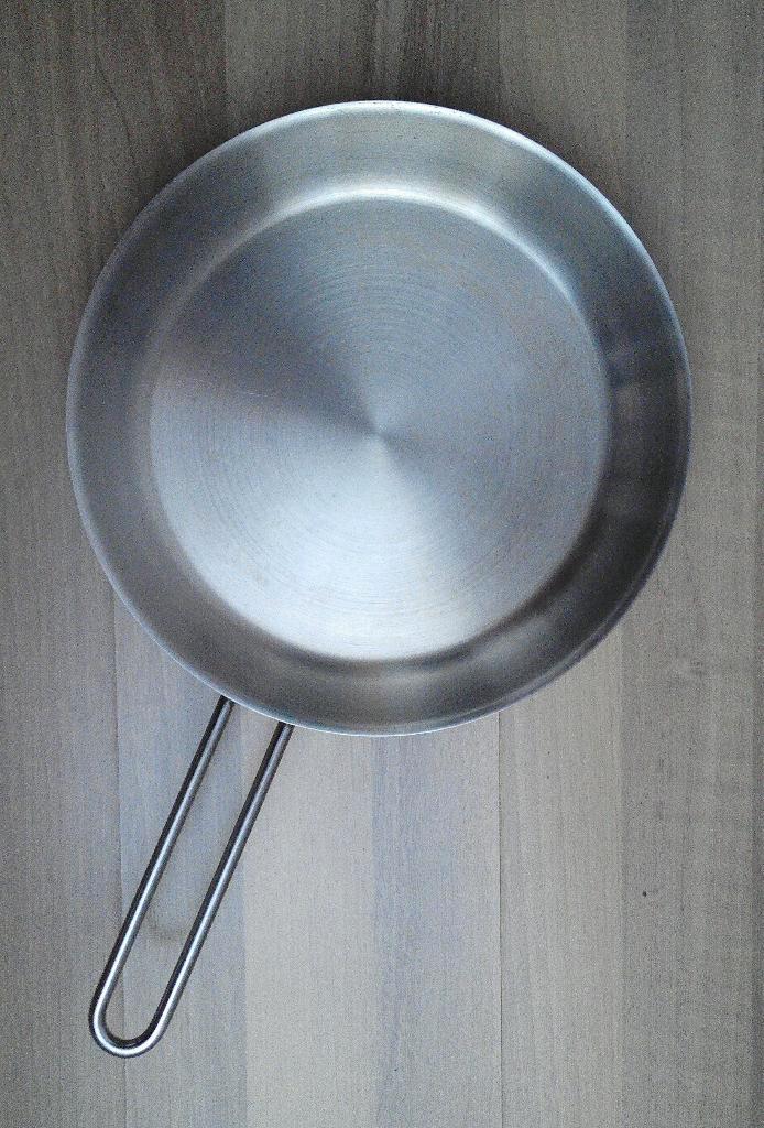 BK Gastronome koekenpan 28/22/5 cm, Huis en Inrichting, Keuken | Potten en Pannen, Zo goed als nieuw, Koekenpan of Braadpan, Rvs