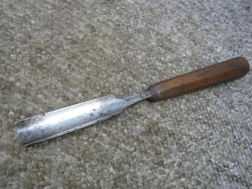 Guts. Stalby, cast steel beschikbaar voor biedingen