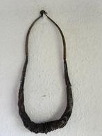 Old ethnic silver Warrior necklace “Nifitali” Nias Sumatra, Antiek en Kunst, Ophalen of Verzenden
