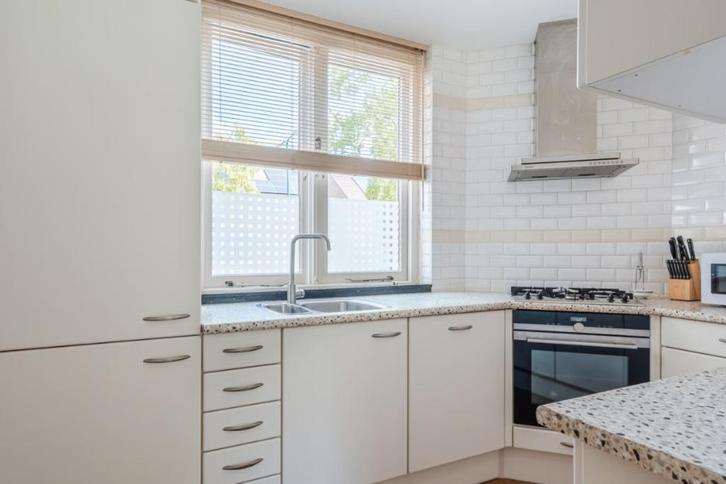 Keuken t.e.a.b., Huis en Inrichting, Keuken | Complete keukens, Gebruikt, U-keuken, Wit, Kunststof, Ophalen