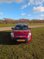 Fiat Punto 1.3 Multijet 62KW 5DR 2011 Rood, Auto's, Voorwielaandrijving, 28 km/l, 4 cilinders, 400 kg