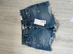 Nieuw Zara korte spijkerbroek jeans maat S, Blauw, W28 - W29 (confectie 36), Ophalen of Verzenden, Zo goed als nieuw