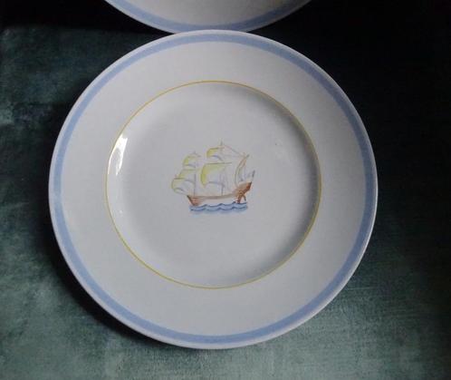 Arabia Finland: twee handbeschilderde diner borden Zeilschip, Antiek en Kunst, Antiek | Servies los, Ophalen of Verzenden