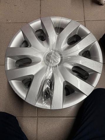 Originele Suzuki wieldoppen 16 inch beschikbaar voor biedingen
