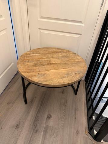 Salontafel beschikbaar voor biedingen