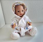 Baby Born kleertjes 2 delig Badjasje met Slofjes Babyborn, Ophalen of Verzenden, Zo goed als nieuw, Babypop