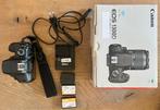 Canon EOS 1300D body incl lader en 3 batterijen, Ophalen of Verzenden, Zo goed als nieuw, Canon, Geen optische zoom