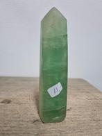 Punt van groene fluoriet, Verzamelen, Mineralen en Fossielen, Ophalen of Verzenden, Mineraal