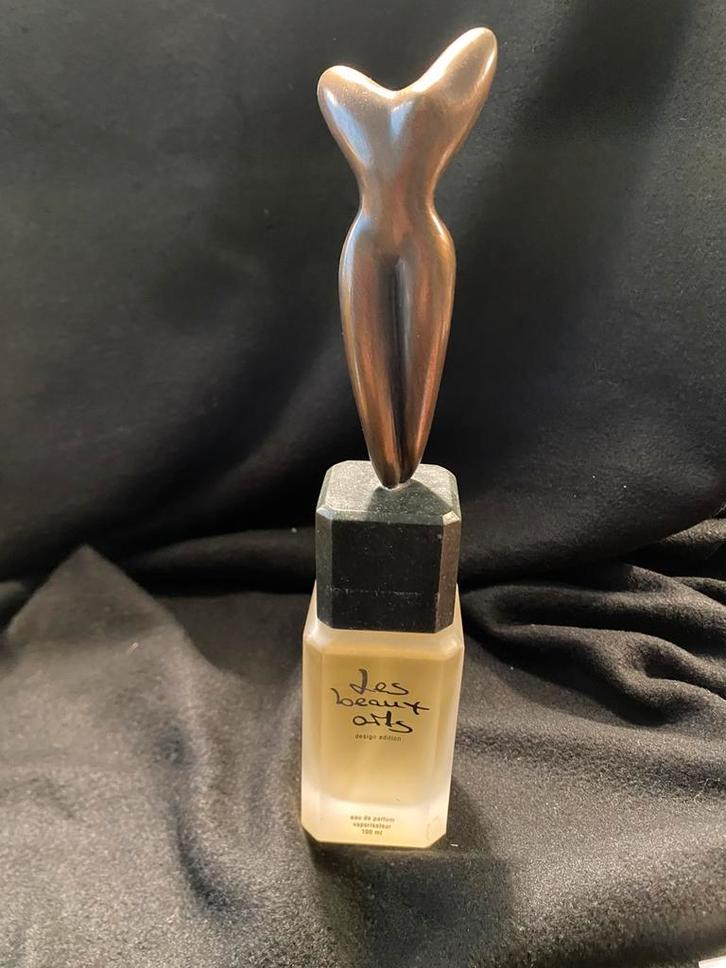 Les Beaux Arts La Danse van Marco Piono, Verzamelen, Parfumverzamelingen, Zo goed als nieuw, Parfumfles, Gevuld, Ophalen of Verzenden