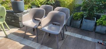 Allibert tuin eetstoelen 8 stuks beschikbaar voor biedingen