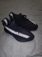 Schoenen yeezy maat 41, Kleding | Heren, Schoenen, Zwart, Nieuw, Ophalen of Verzenden, Sneakers of Gympen