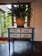 Industrieel vintage werktafeltje / ladekast, Ophalen, Industrieel, vintage, 50 tot 100 cm, Zo goed als nieuw