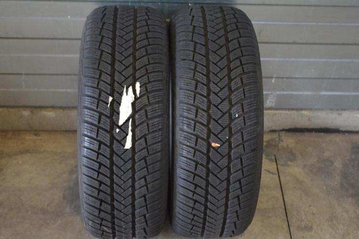 2x ZGAN Winterband Vredestein WintracPro 225 55 17 (W27), Auto-onderdelen, Banden en Velgen, Band(en), Winterbanden, 17 inch, 225 mm