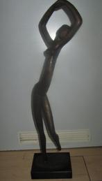 Sculptuur vrouw danseres, Antiek en Kunst, Kunst | Beelden en Houtsnijwerken, Ophalen of Verzenden
