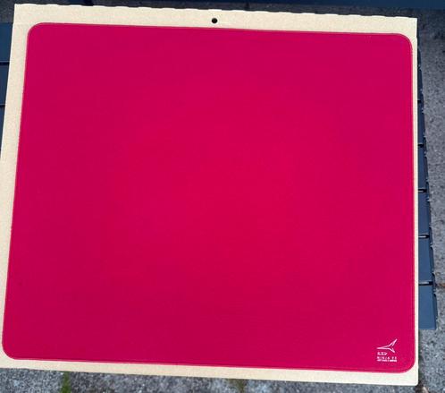 Artisan Hien Winered XSOFT XL KLEINE DEFECT ZIE BESCHRIJVING, Computers en Software, Muismatten, Zo goed als nieuw, Gaming muismat