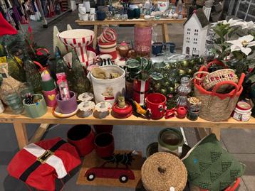 Partij woondecoratie beschikbaar voor biedingen