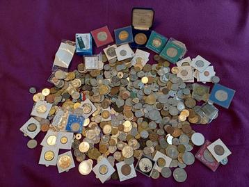 5,7 kg penningen beschikbaar voor biedingen