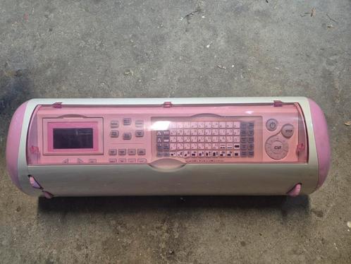 T.e.a.b. cricut expression met toebehoren, Hobby en Vrije tijd, Knutselen, Ophalen