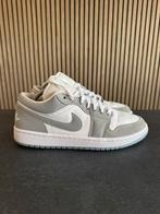 Nike Air Jordan 1 Low Wolf Grey (W) - Maat 42, --, Overige kleuren, Nike, Ophalen of Verzenden