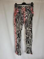 Leuke 3/4e broek zebraprint mt L/XL merk Yu & Me, Kleding | Dames, Broeken en Pantalons, ., Zwart, Maat 42/44 (L), Ophalen of Verzenden